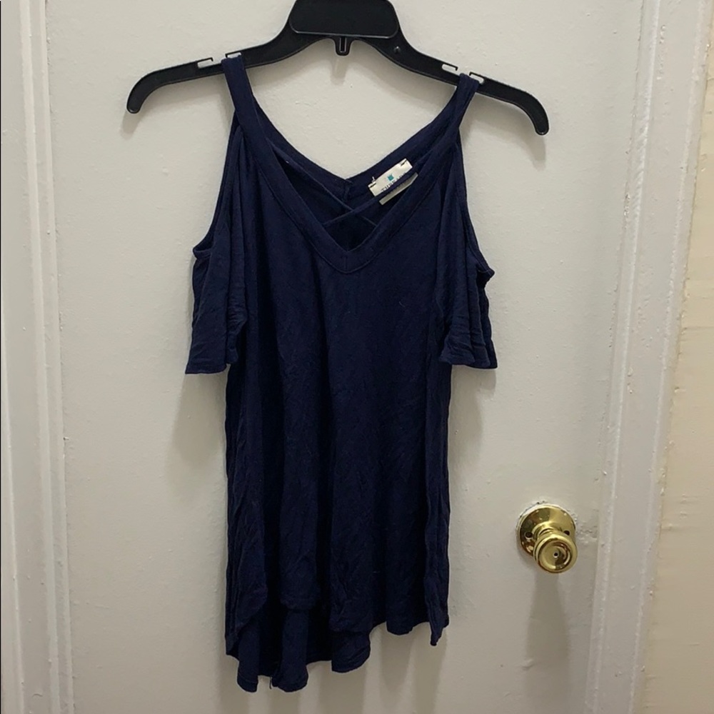 Cold shoulder top